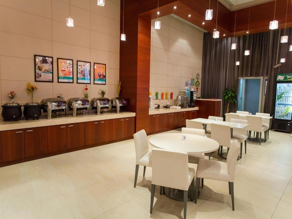 Jinjiang Inn Shanghai Lujiazui Extérieur photo